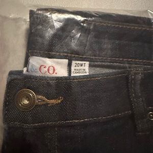 NWT D&Co Denim and company jeans